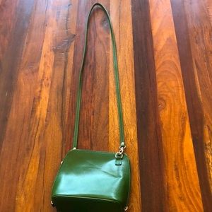 Vera Pelle Crossbody Purse Item #1567